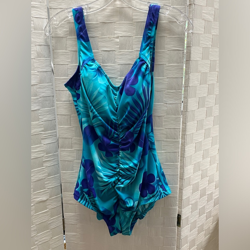 Maxine of Hollywood, One Piece Girl Leg, Swimsuit, Size 12